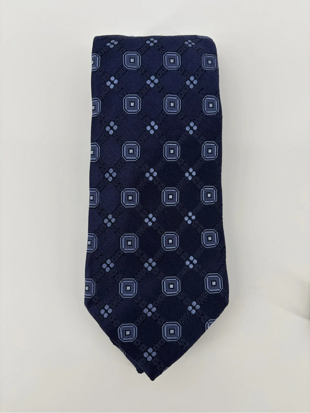 Faconnable Tie Necktie 100% Silk Mens Navy & Light Blue Geometric Pattern